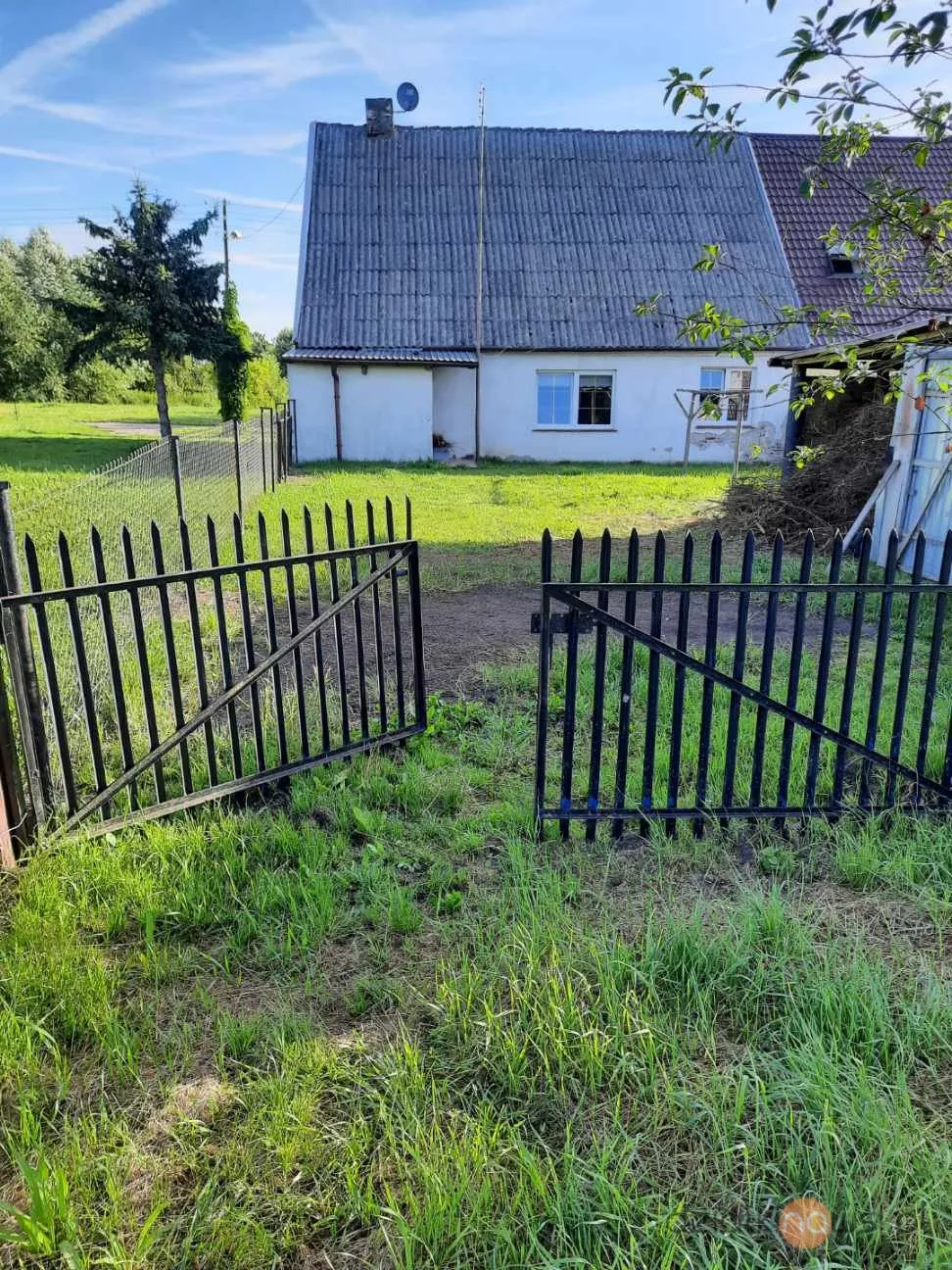 Domek z działką